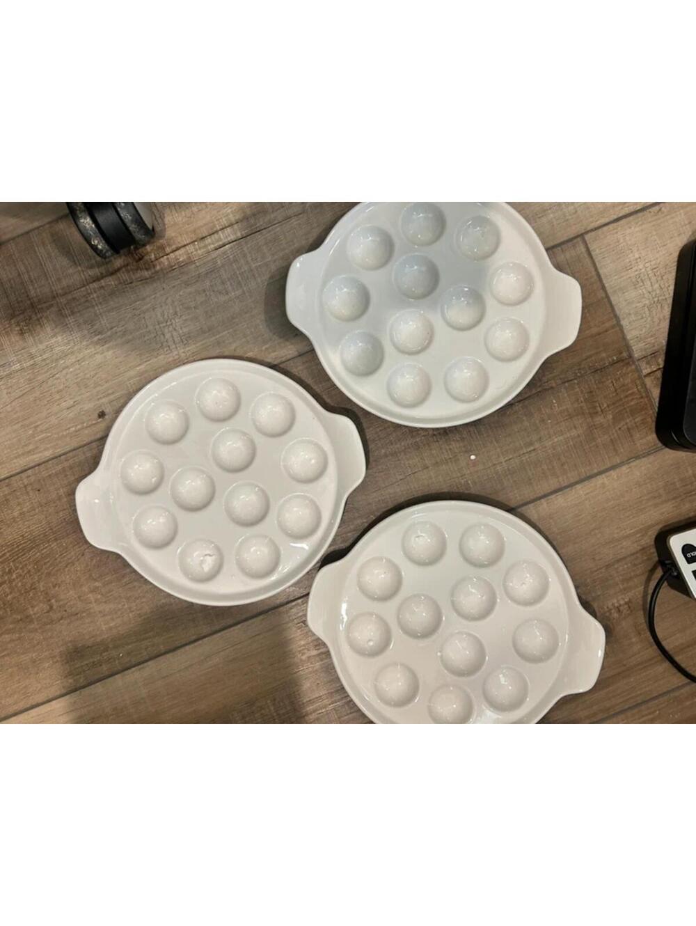Escargot baking dishes set of 3 or cheese crisps